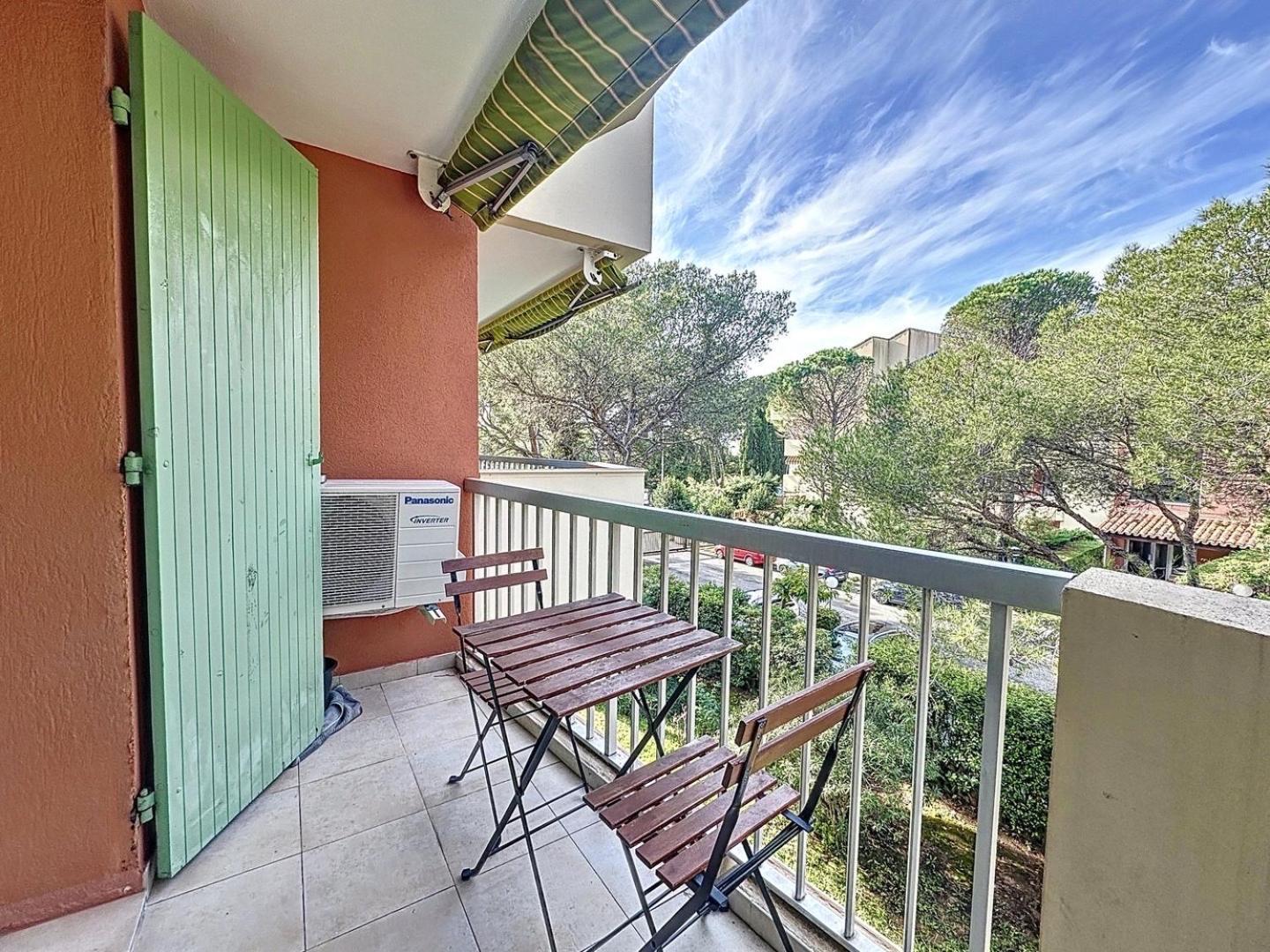 Studio Bord De Mer Boulouris A Saint Raphael Exterior photo